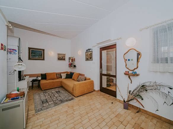 Novigrad, Mareda | Terraced house with a lot of potential