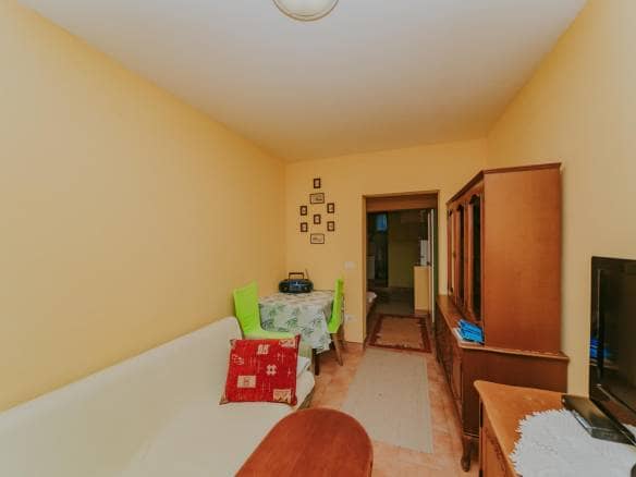 Umag surroundings | Spacious apartment house