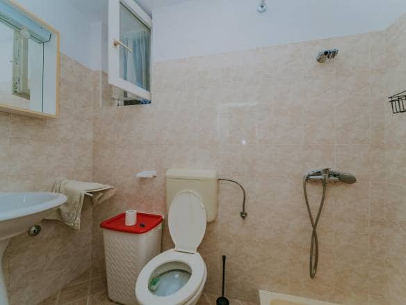 Umag surroundings | Spacious apartment house