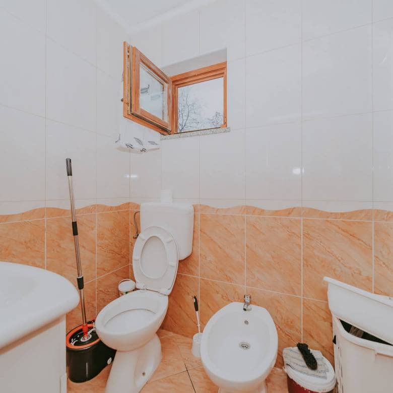 Karigador | Two ground floor apartments with basement and yard