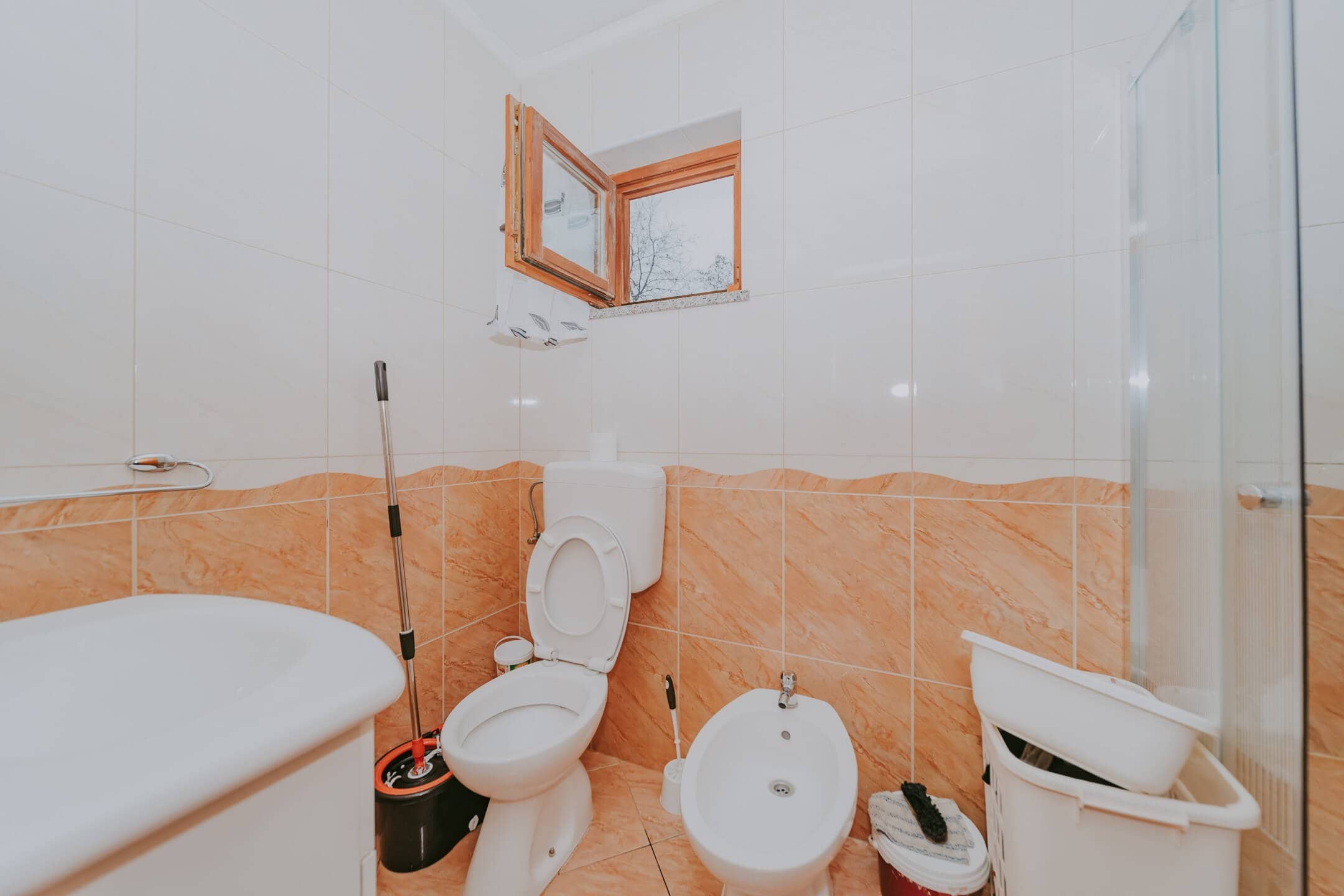 Karigador | Two ground floor apartments with basement and yard