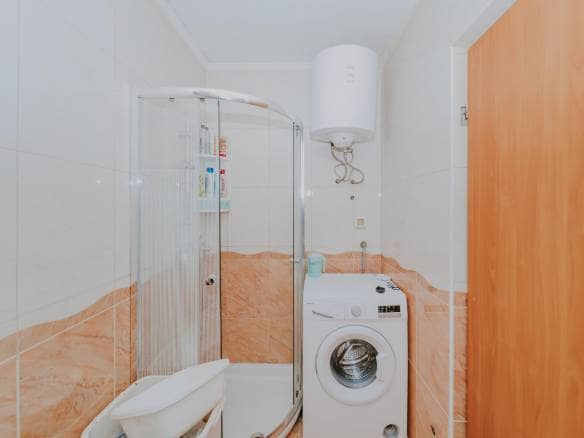 Karigador | Two ground floor apartments with basement and yard