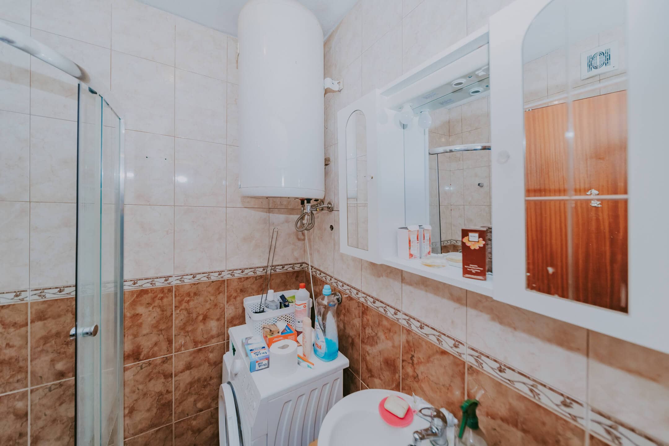 Karigador | Two ground floor apartments with basement and yard