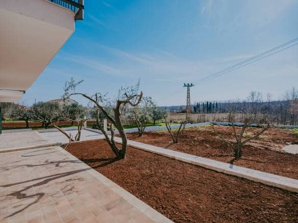 Umaga  okolica | Kvalitetna kuća u novogradnji sa stanovima