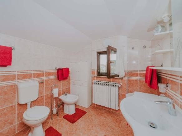 Umag | Ekskluzivna kuća prvi red do mora sa pogledom na more
