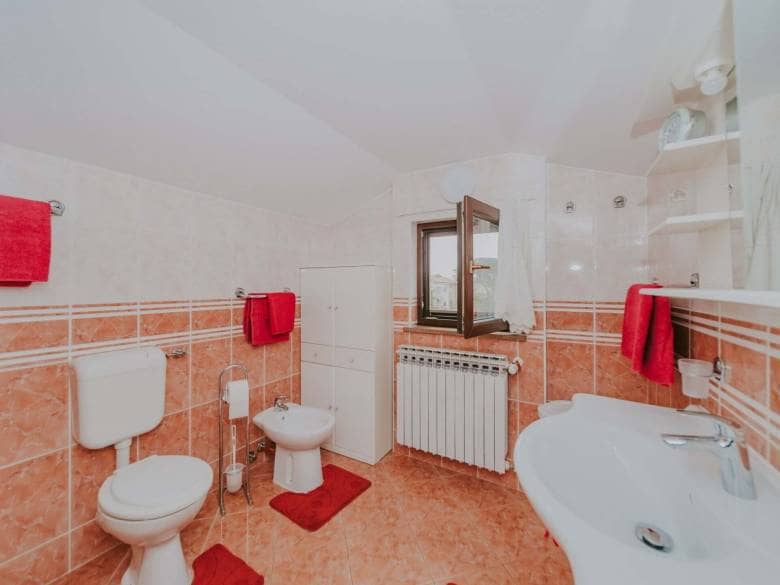Umag | Ekskluzivna kuća prvi red do mora sa pogledom na more