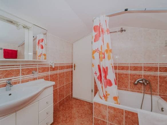 Umag | Ekskluzivna kuća prvi red do mora sa pogledom na more