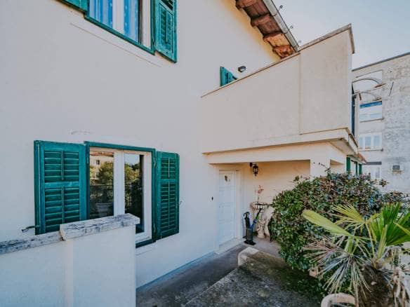 Umag | Haus im Stadtzentrum mit Meerblick