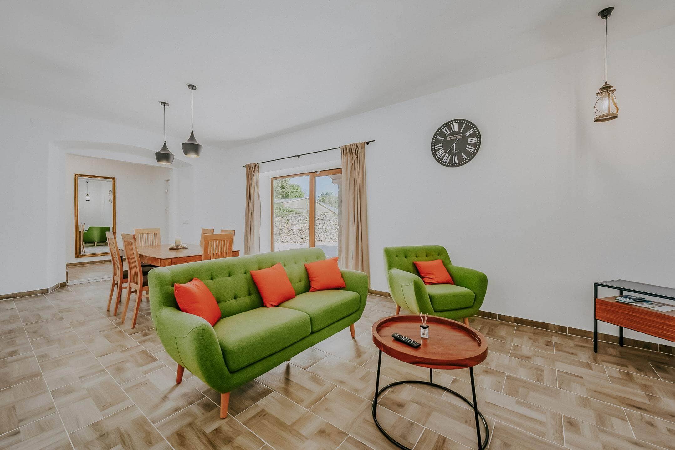 Umag okolica | Vrstna hiša z bazenom in velikim potencialom