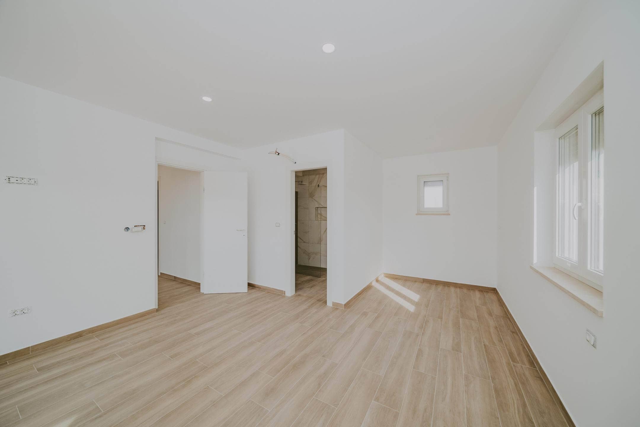 Monte rosso | Villa di nuova costruzione con piscina