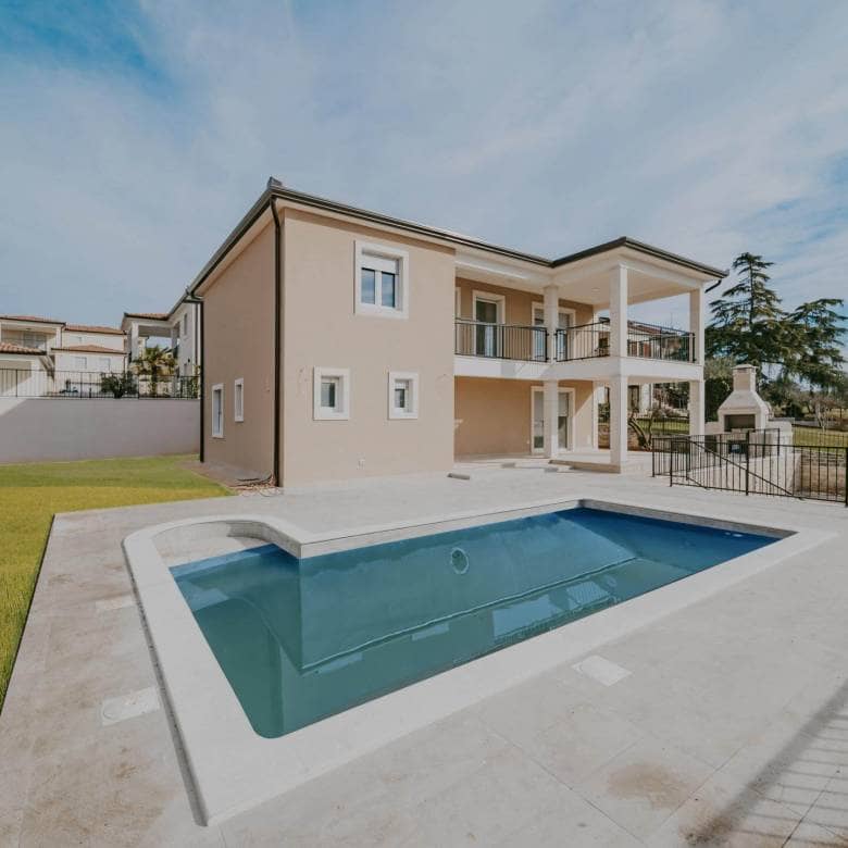 Monte rosso | Villa di nuova costruzione con piscina
