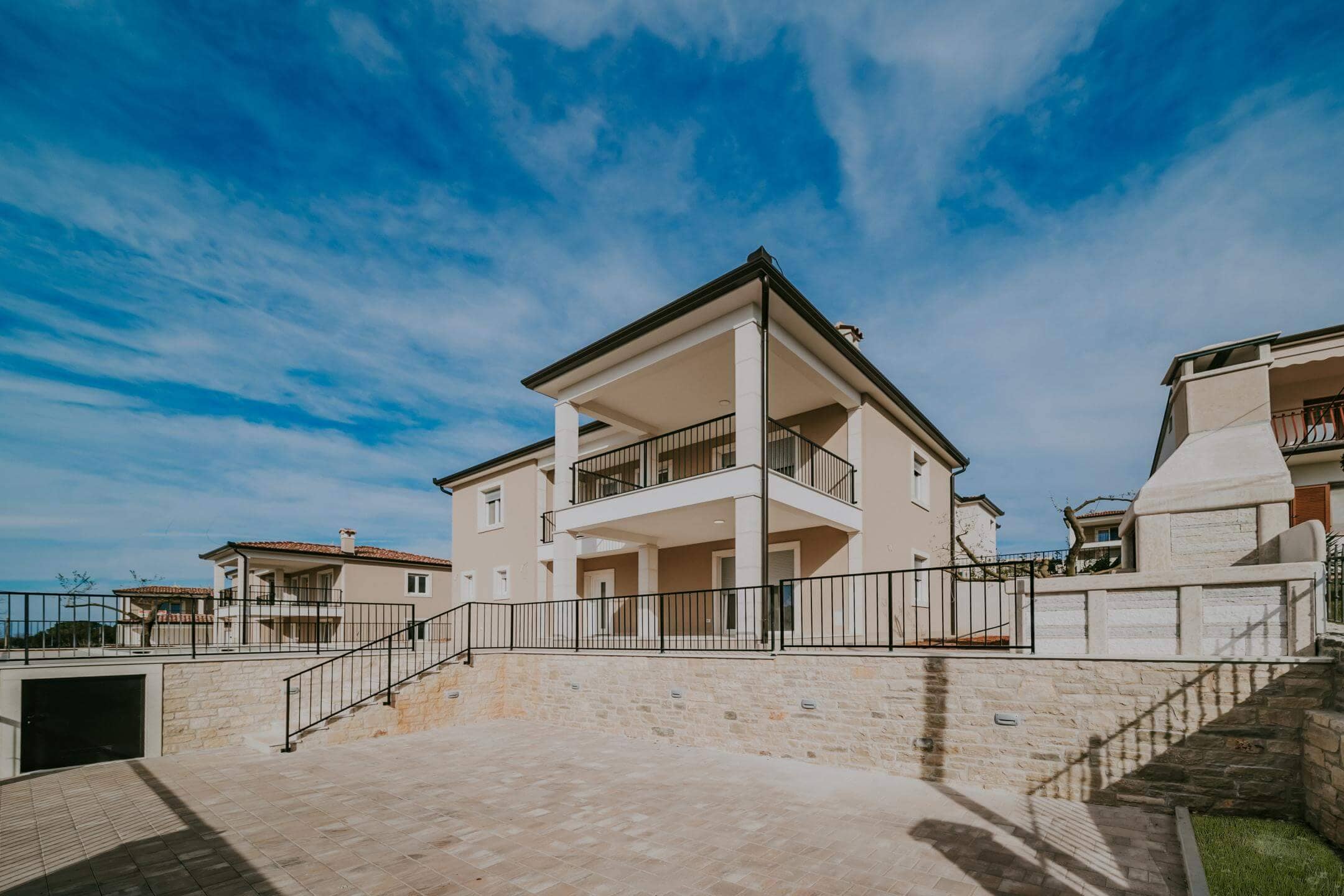Monte rosso | Villa di nuova costruzione con piscina Monte rosso | Villa di nuova costruzione con piscina