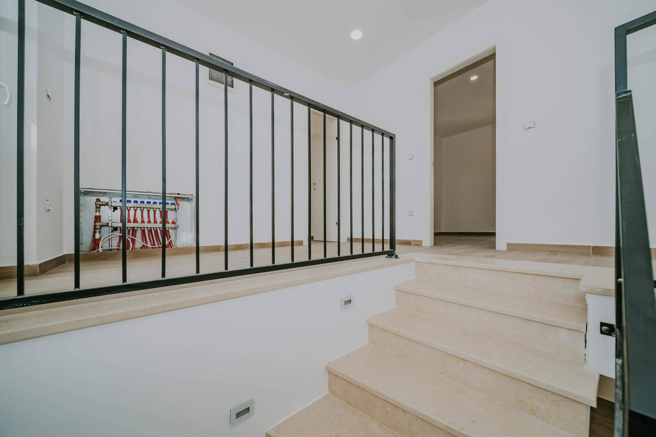 Monte rosso | Villa di nuova costruzione con piscina