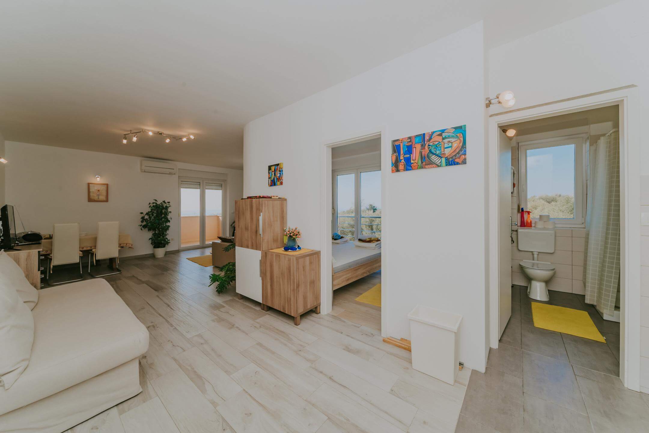 Exklusiver Verkauf | Wohnung in Zambratija im ersten Stock mit Meerblick