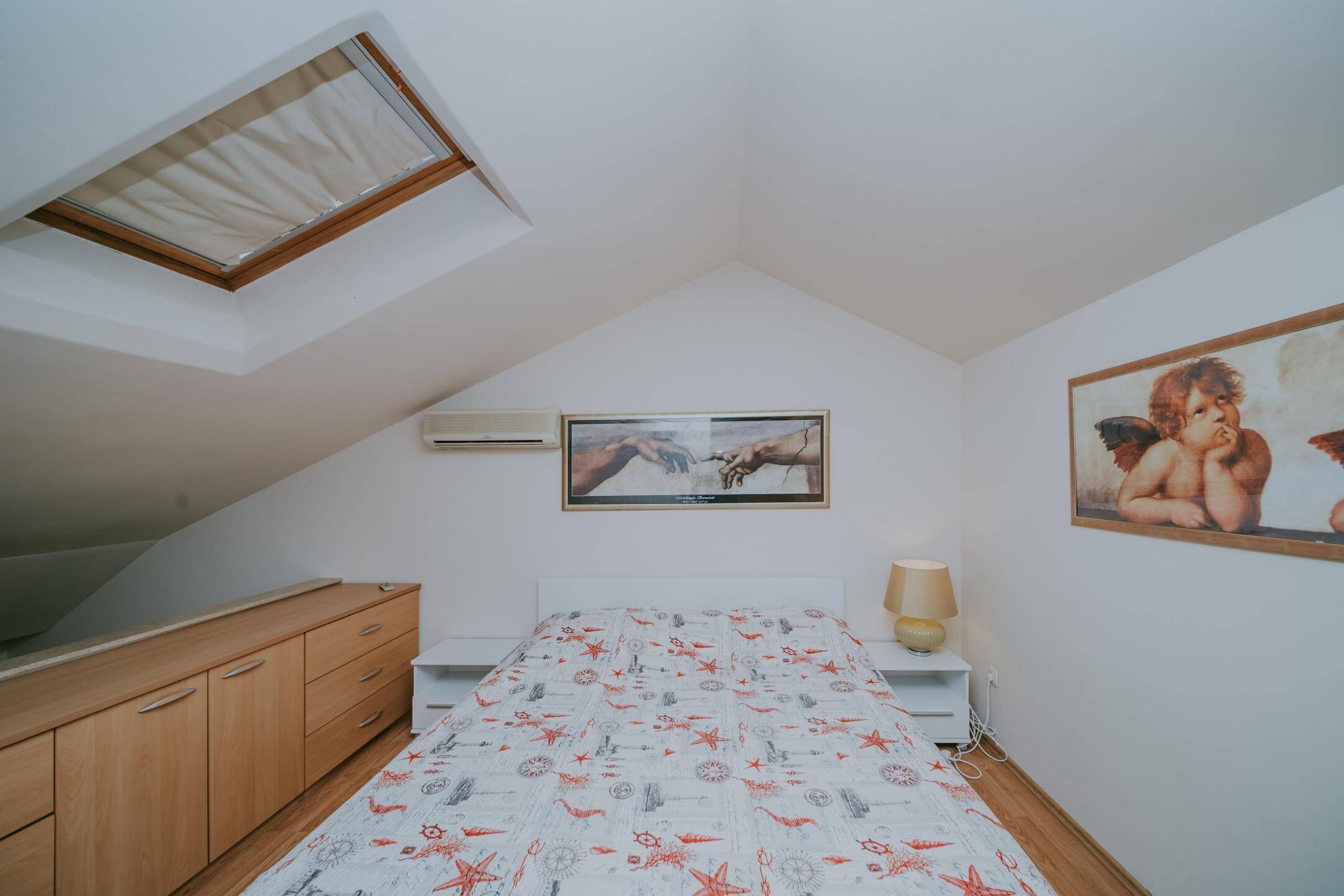 Замбратия | Квартира на двух этажах у моря