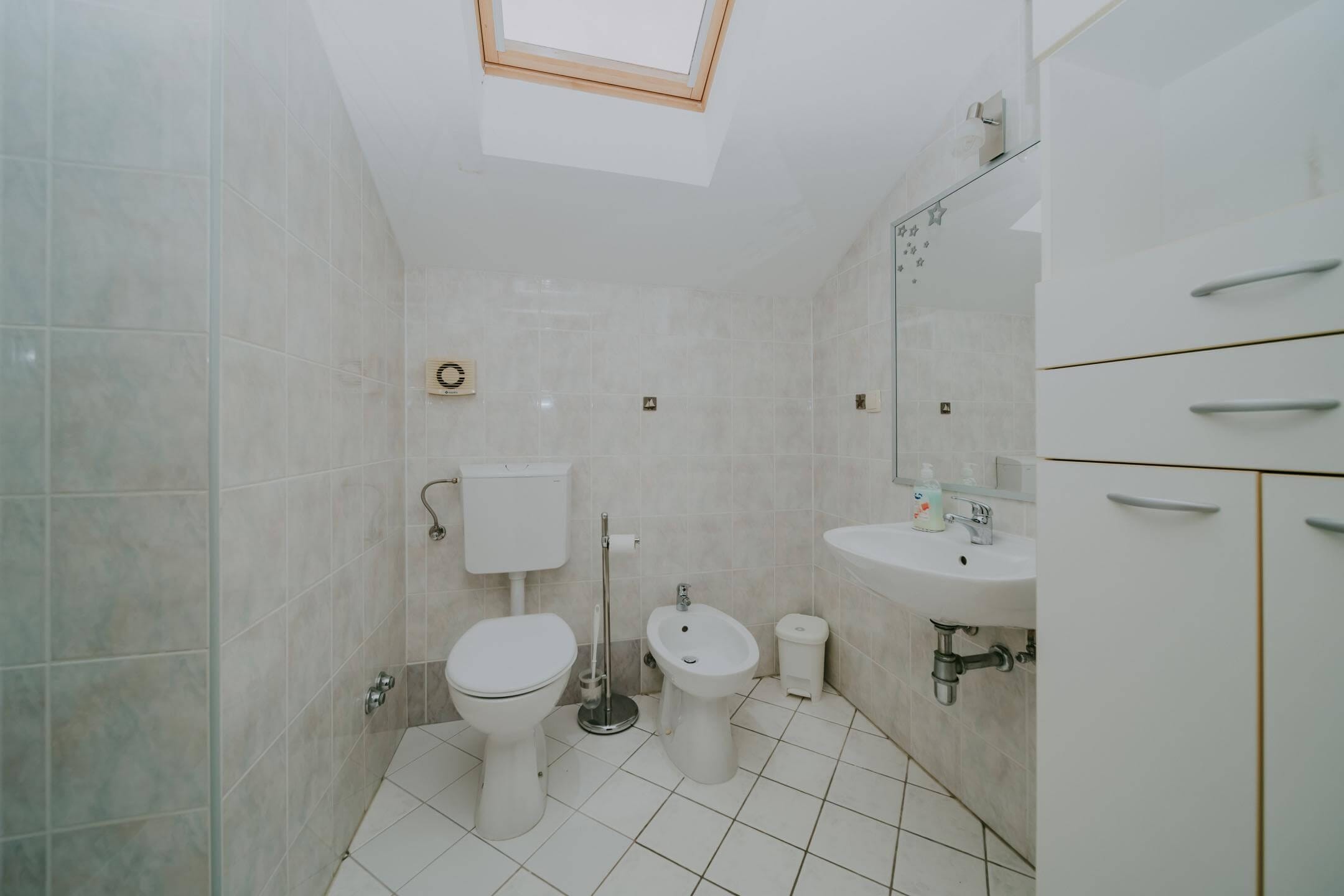 Замбратия | Квартира на двух этажах у моря