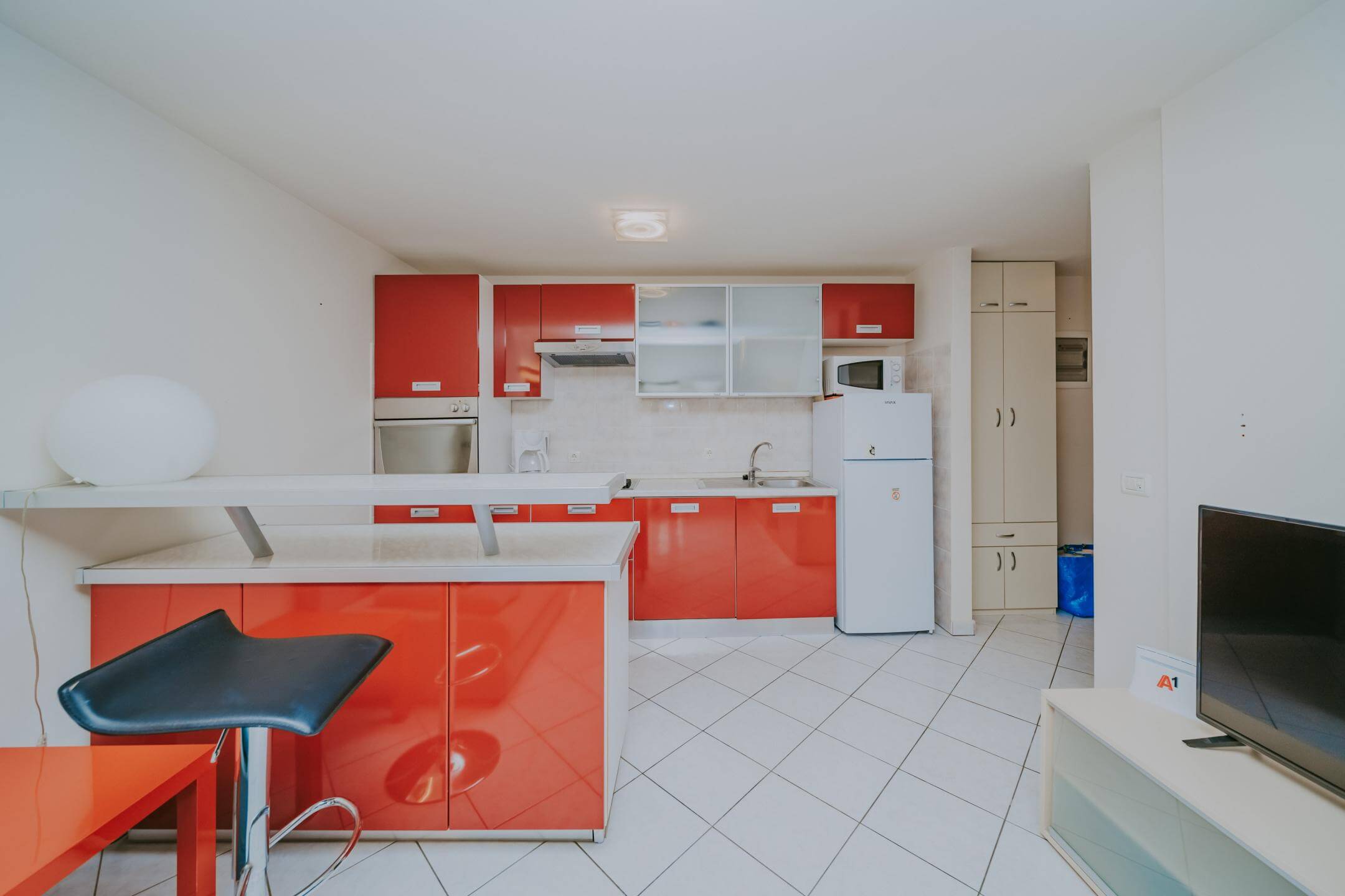 Замбратия | Квартира на двух этажах у моря