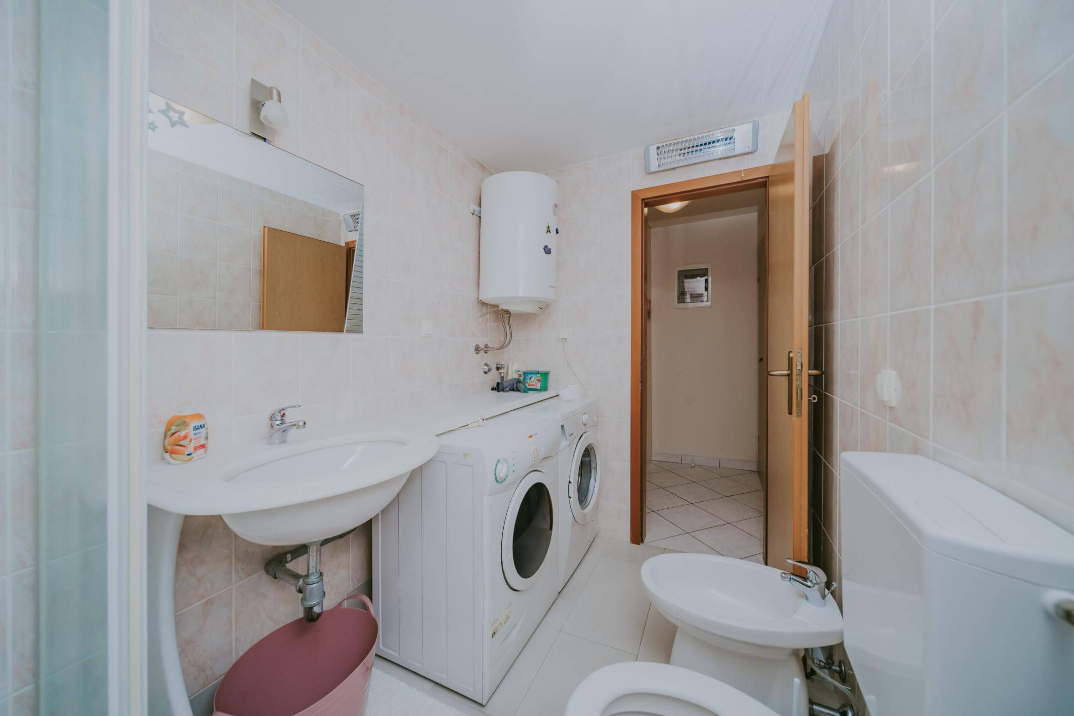 Замбратия | Квартира на двух этажах у моря