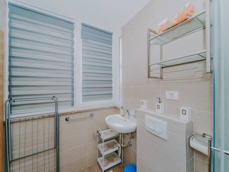 Exklusive Vermietung | Zimmer mit Bad in Murine bei Umag