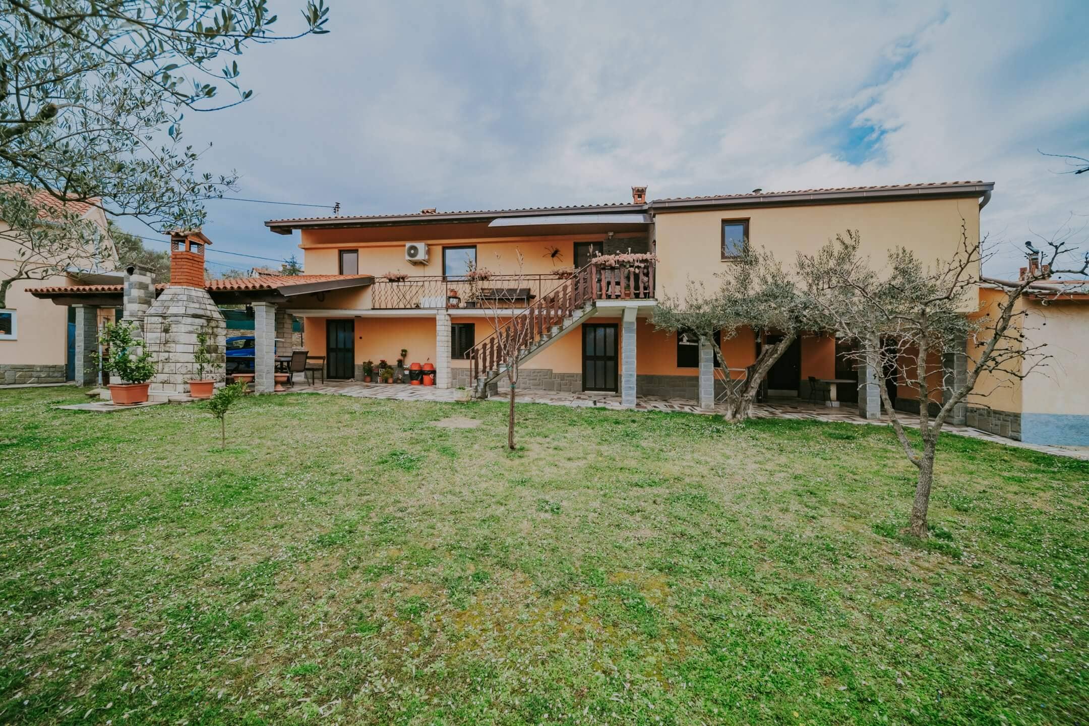 Lucia | Portorose | Villa bifamiliare con vista sul mare e sulle saline