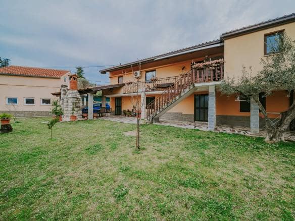 Lucia | Portorose | Villa bifamiliare con vista sul mare e sulle saline