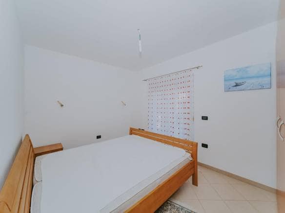 Umag | Maus | Geräumige Wohnung im Erdgeschoss mit Garten und großem Abstellraum