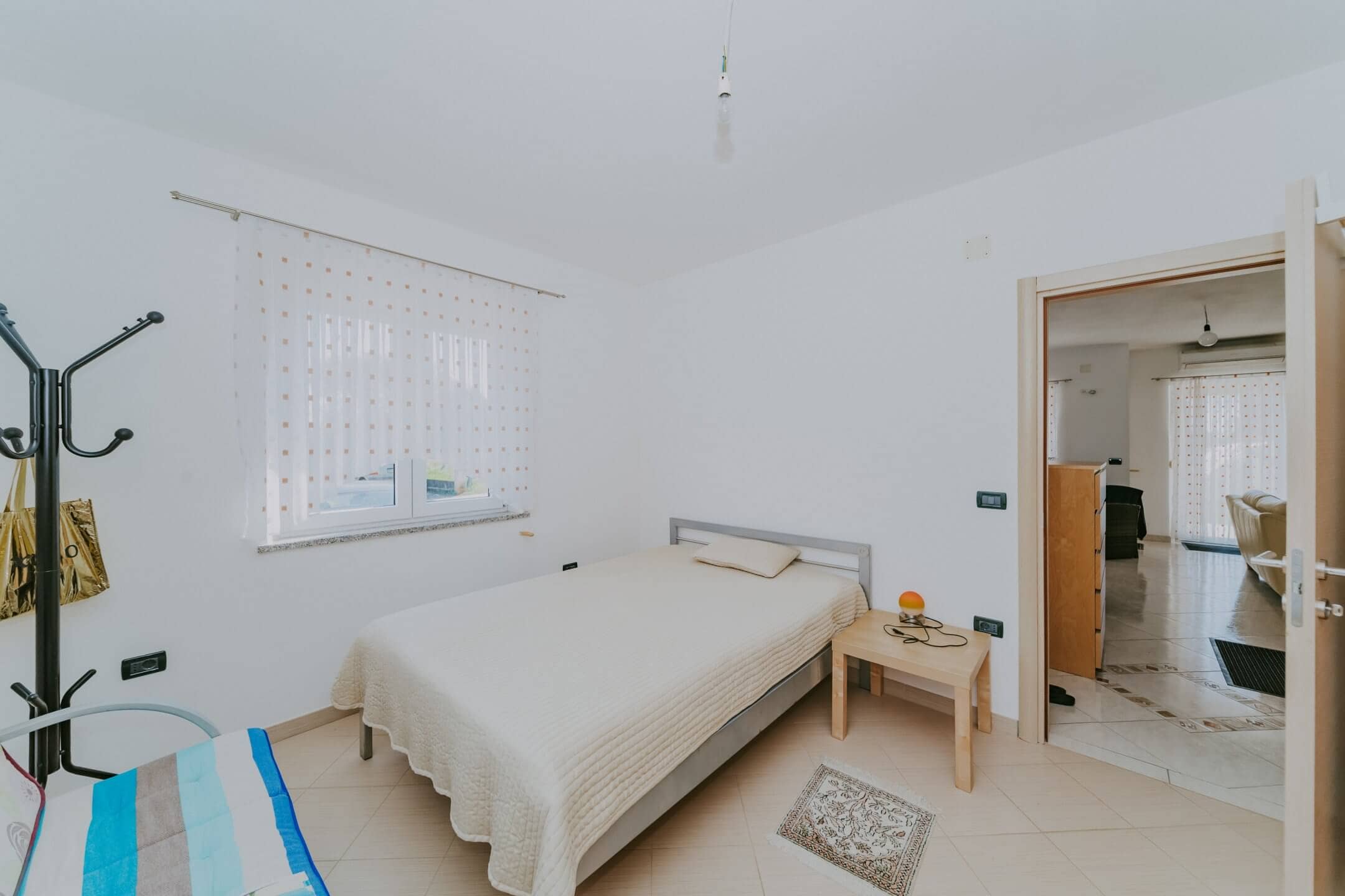Umag | Maus | Geräumige Wohnung im Erdgeschoss mit Garten und großem Abstellraum