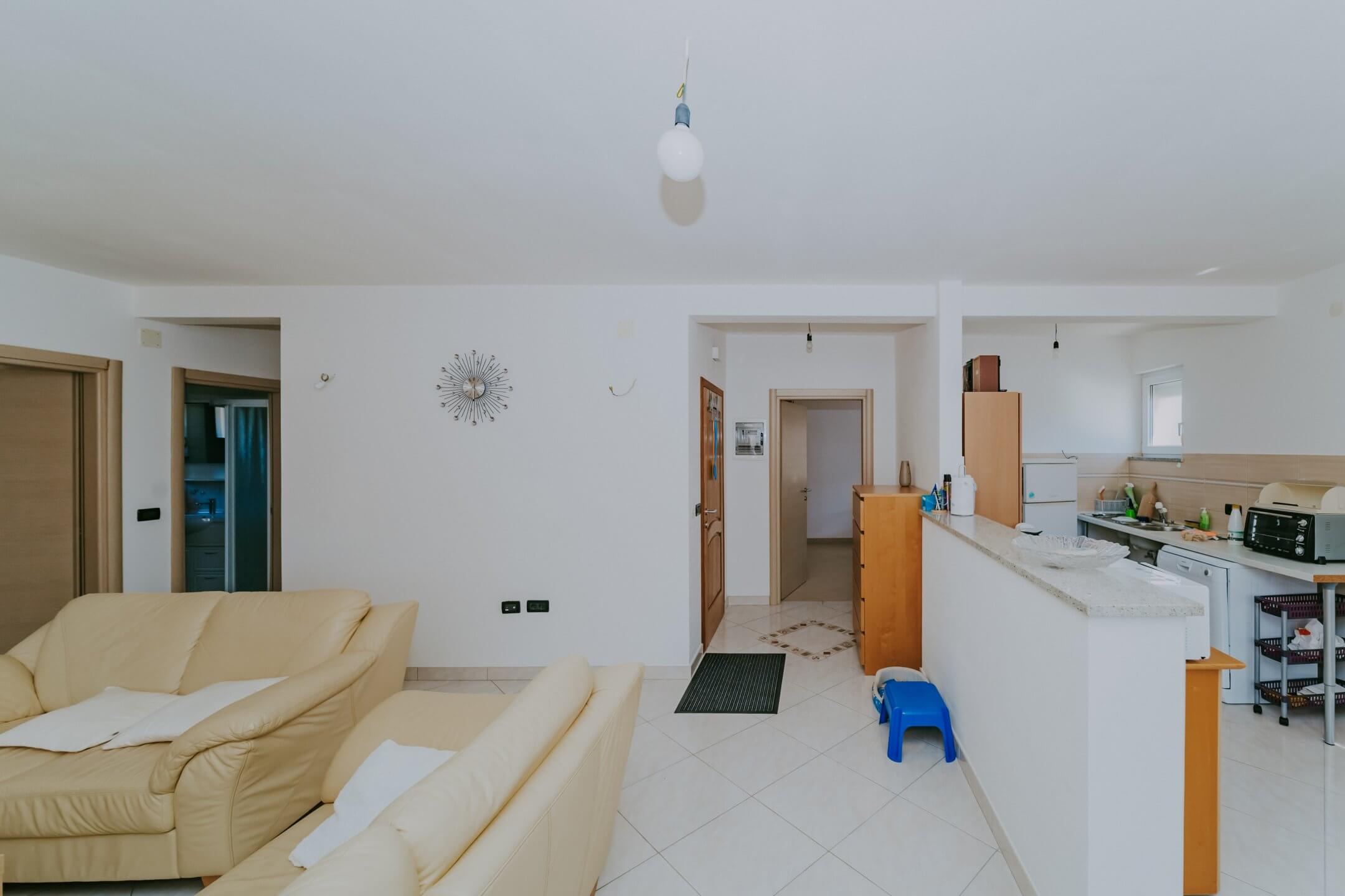 Umag | Maus | Geräumige Wohnung im Erdgeschoss mit Garten und großem Abstellraum