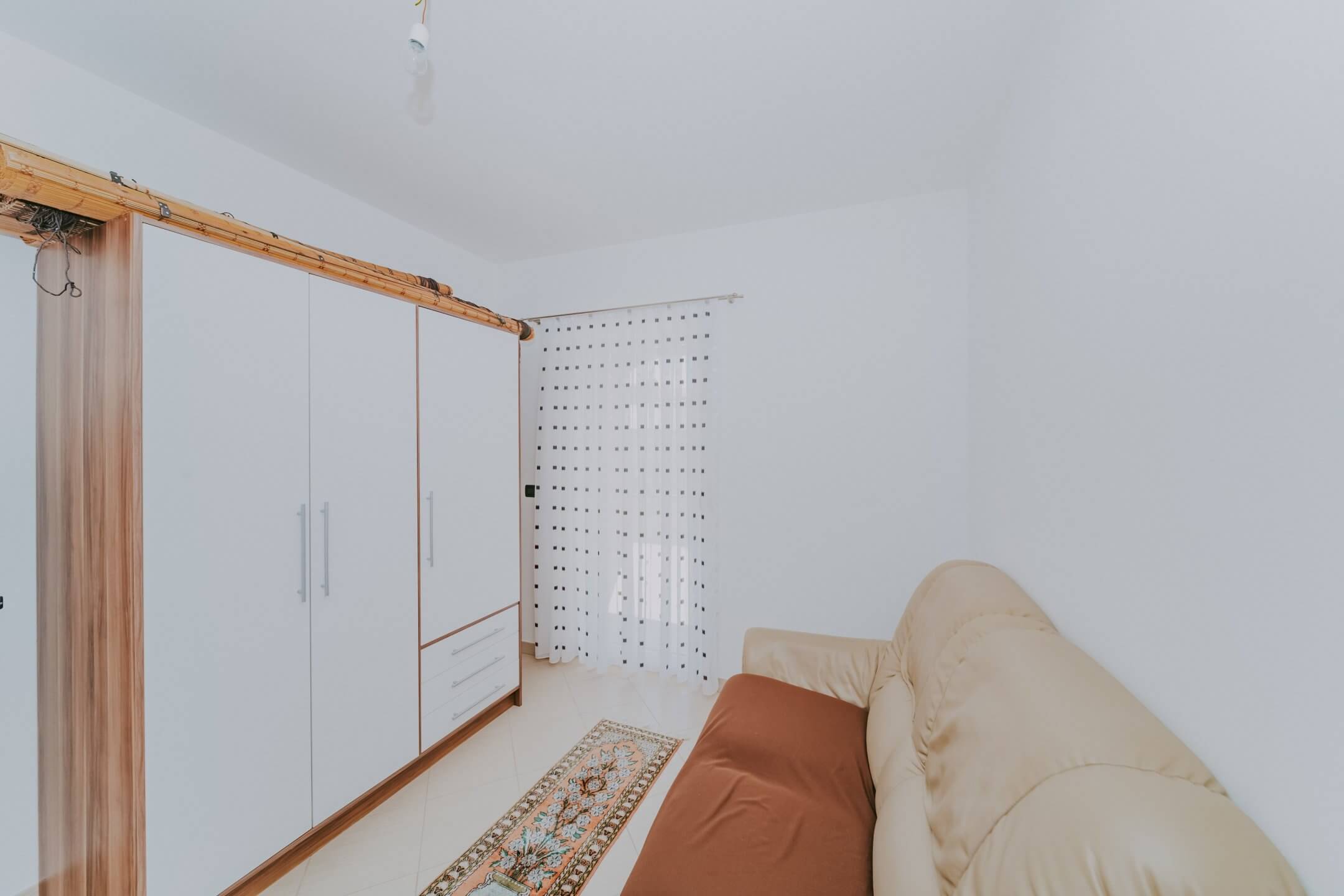 Umag | Maus | Geräumige Wohnung im Erdgeschoss mit Garten und großem Abstellraum