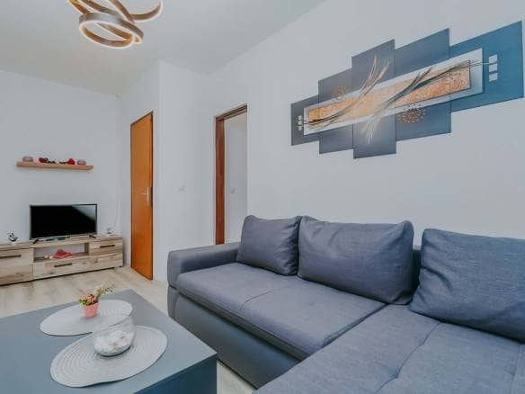 Poreč okolica | Apartmajska hiša s pogledom na morje