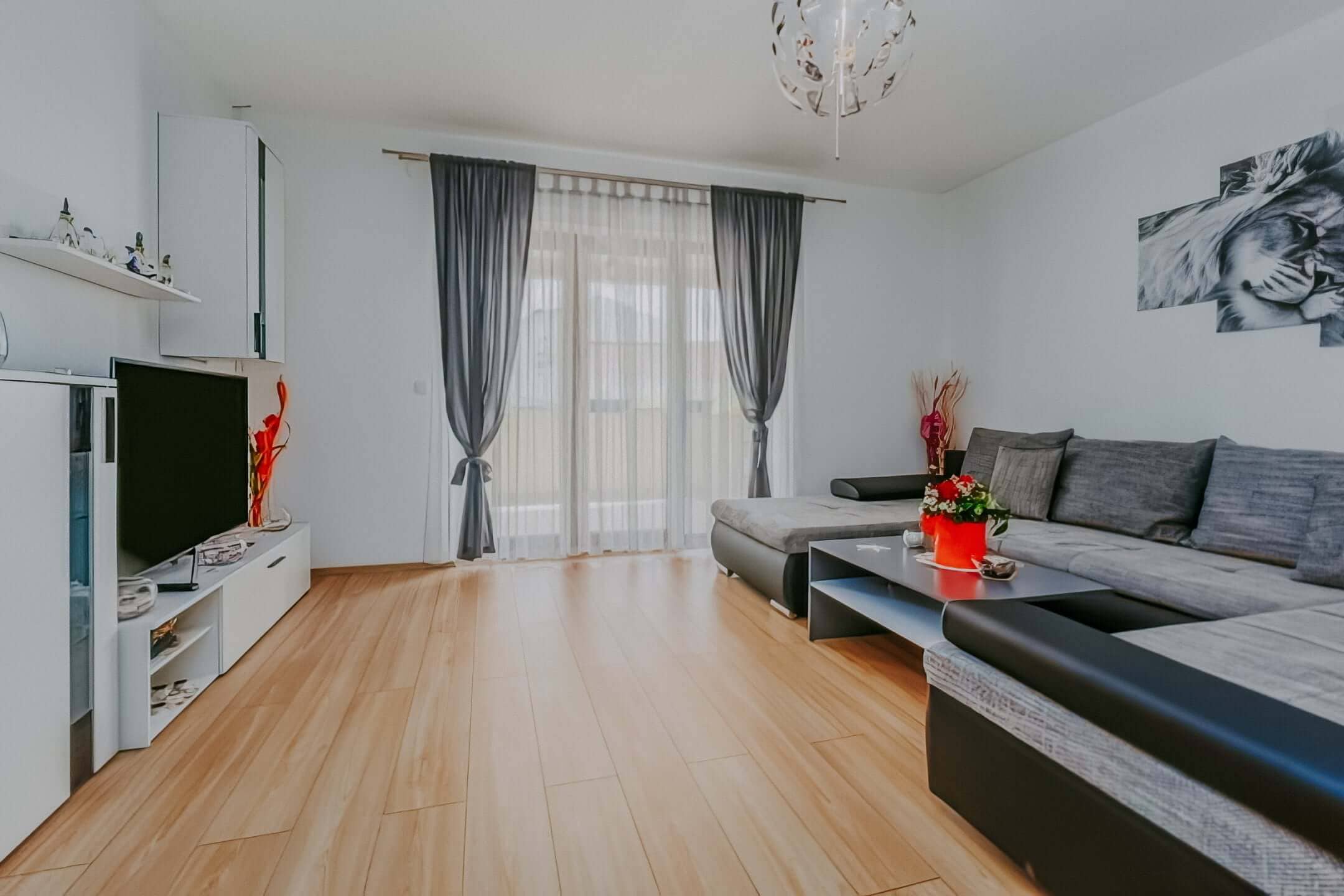 Poreč okolica | Apartmajska hiša s pogledom na morje