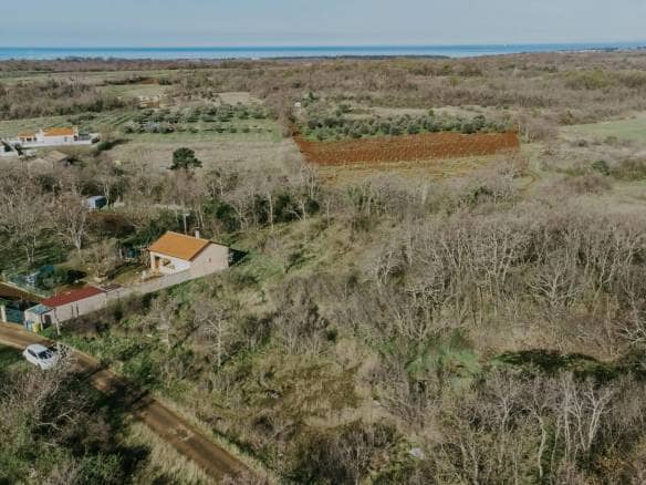 Umag Umgebung | Ackerland in der Nähe des Meeres