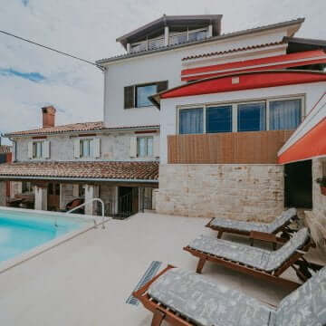 Esclusivo! Castelvenere dintorni | Complesso di casa in pietra con piscina e appartamenti per investimento