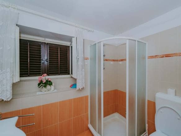 Эксклюзивные окрестности Умага | Двухэтажная квартира в исторической резиденции с открытым видом на море