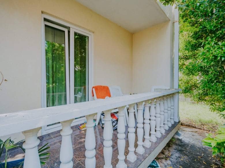 Novigrad | Stan u prizemlju sa vrtom