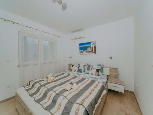 Fažana | Apartmajska hiša z bazenom in pogledom na morje