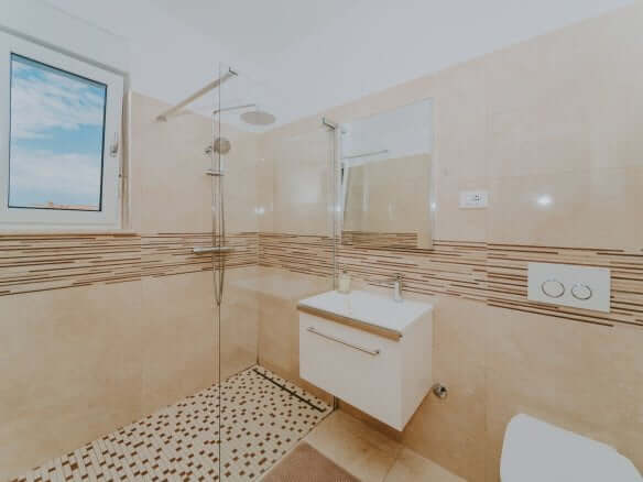 Fažana | Apartmajska hiša z bazenom in pogledom na morje