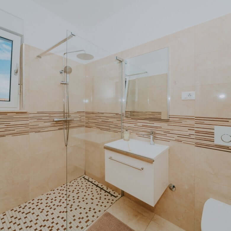 Fažana | Apartmajska hiša z bazenom in pogledom na morje