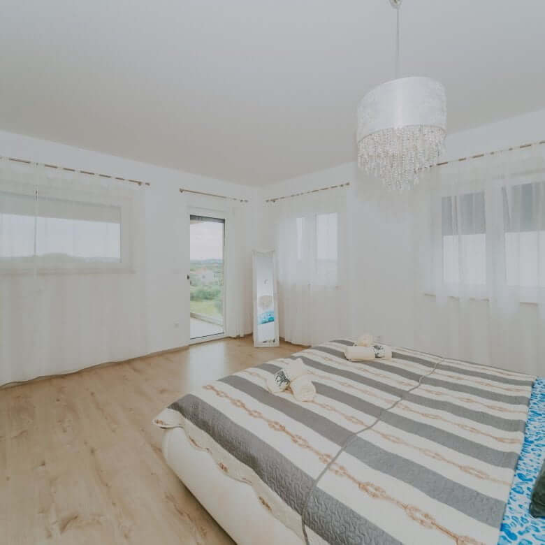 Fažana | Apartmajska hiša z bazenom in pogledom na morje