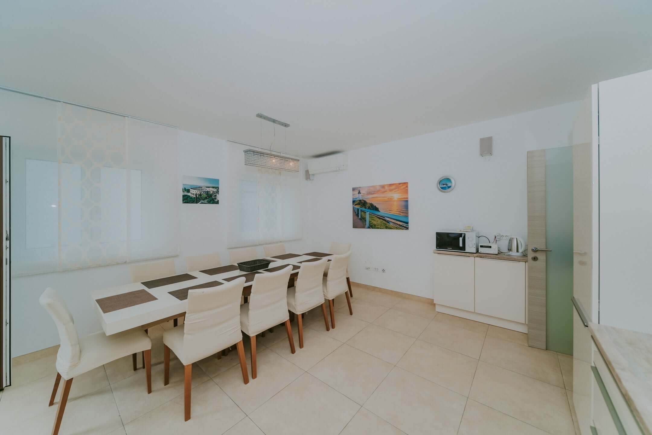 Fažana | Apartmanska kuća s bazenom i pogledom na more