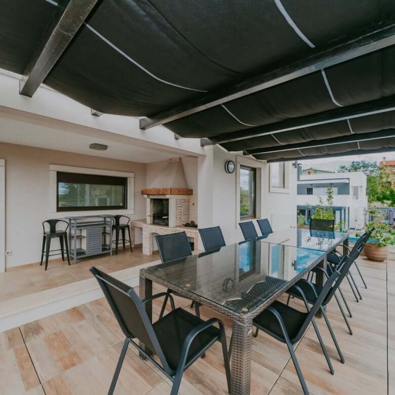 Fažana | Apartmajska hiša z bazenom in pogledom na morje