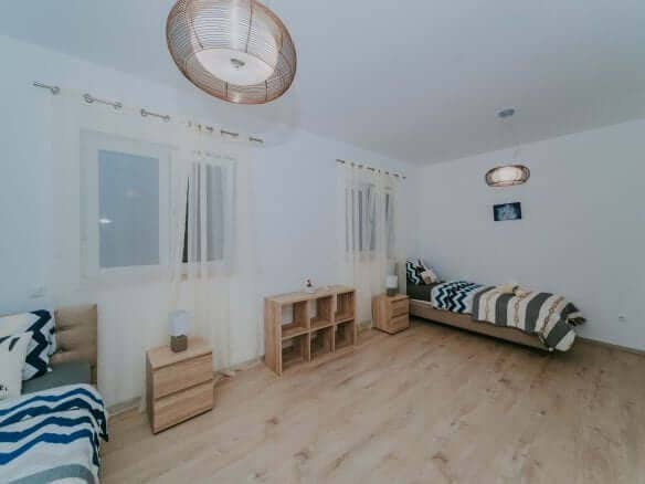 Fažana | Apartmanska kuća s bazenom i pogledom na more