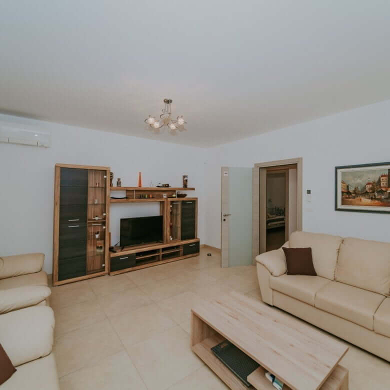 Fažana | Apartmajska hiša z bazenom in pogledom na morje