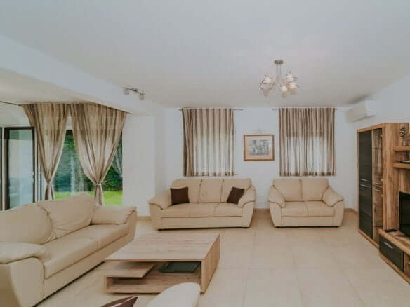 Fažana | Apartmajska hiša z bazenom in pogledom na morje