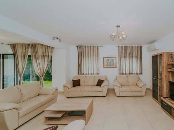 Fažana | Apartmanska kuća s bazenom i pogledom na more