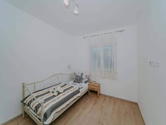 Fažana | Apartmanska kuća s bazenom i pogledom na more