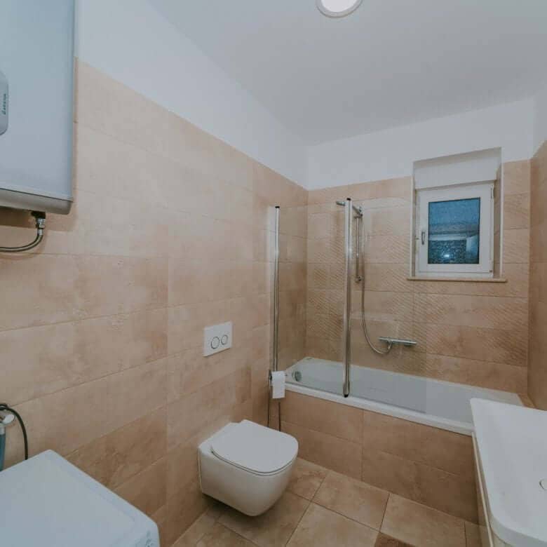 Fažana | Apartmanska kuća s bazenom i pogledom na more