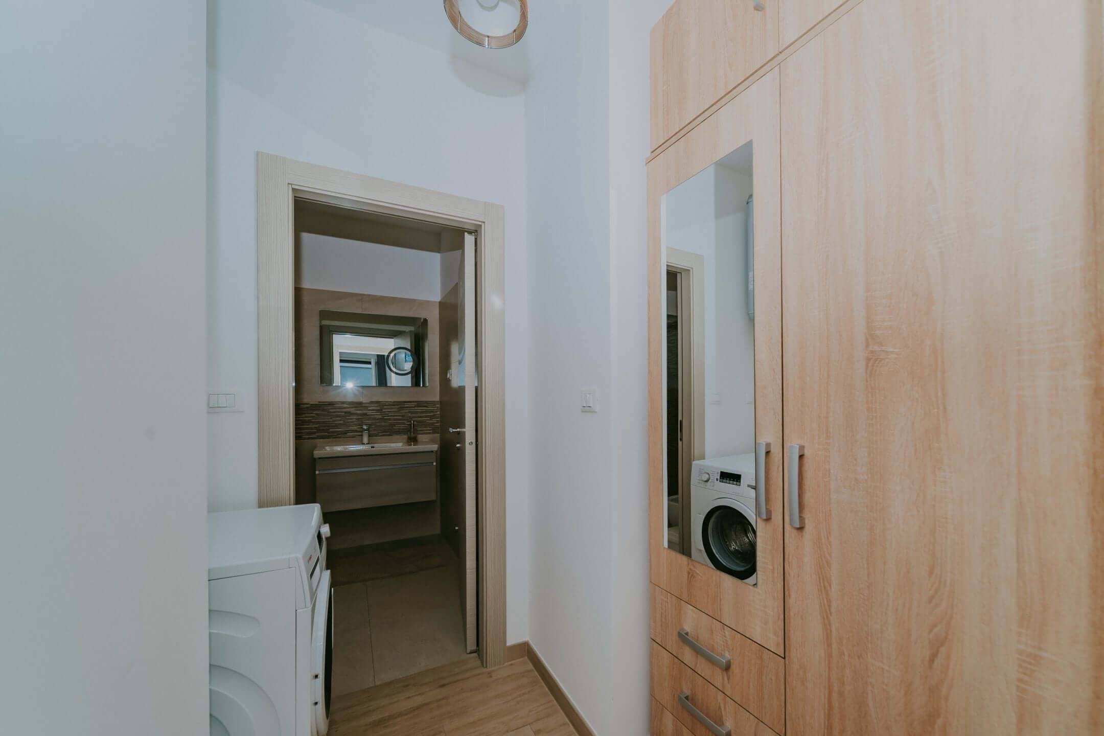 Fažana | Apartmanska kuća s bazenom i pogledom na more