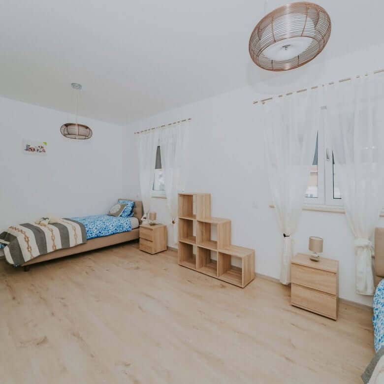 Fažana | Apartmanska kuća s bazenom i pogledom na more