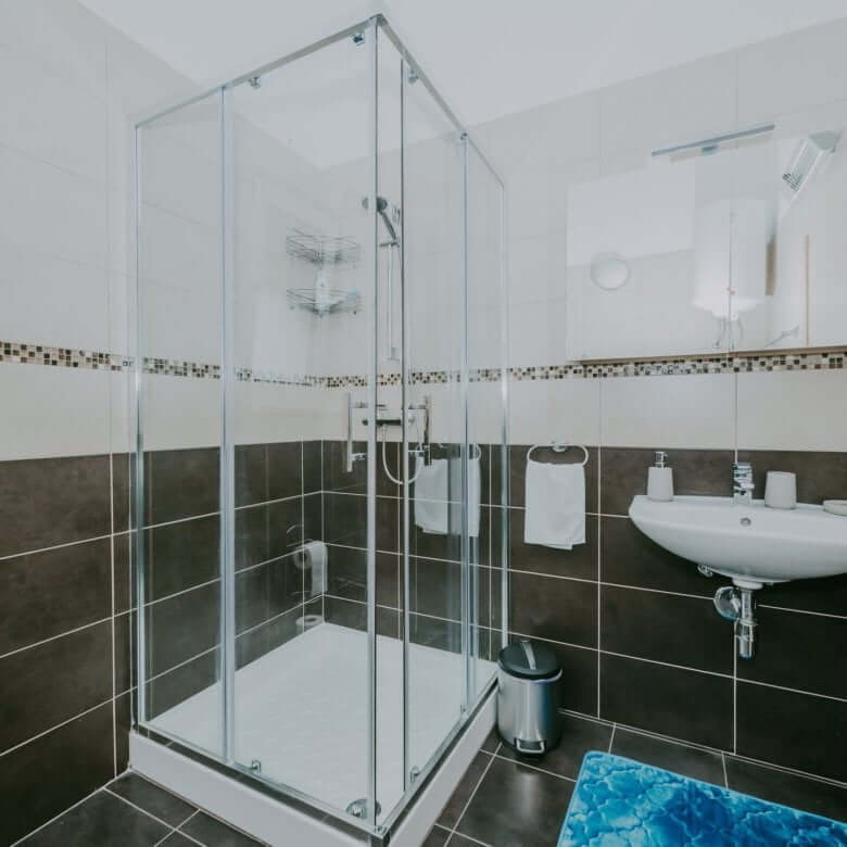 Pula | Banjole | Two-story apartment on the ground floor 350m from the sea